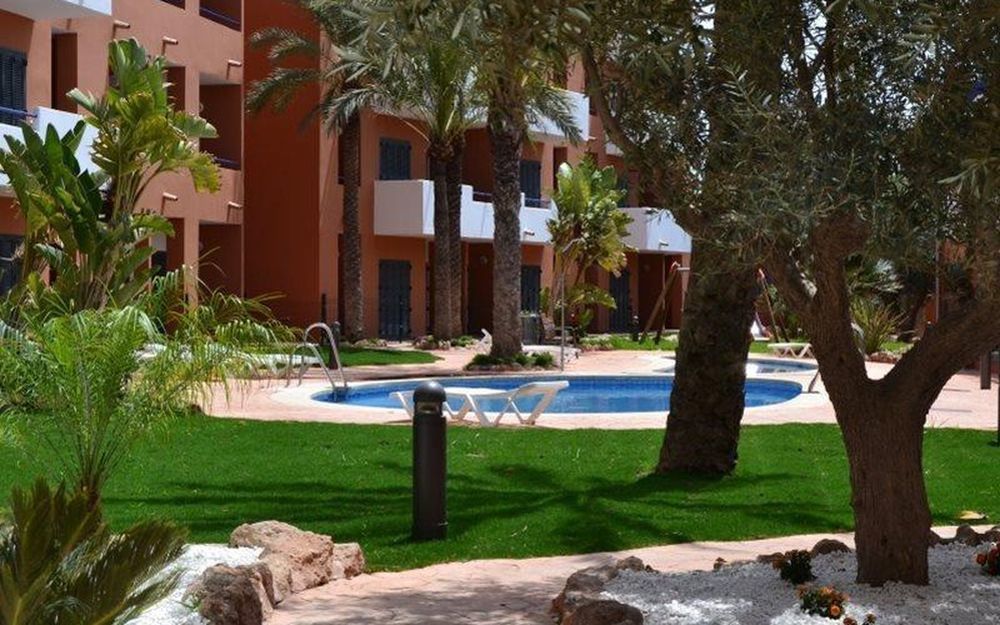 Apartamentos Turisticos Parque Tropical Vera Exterior foto