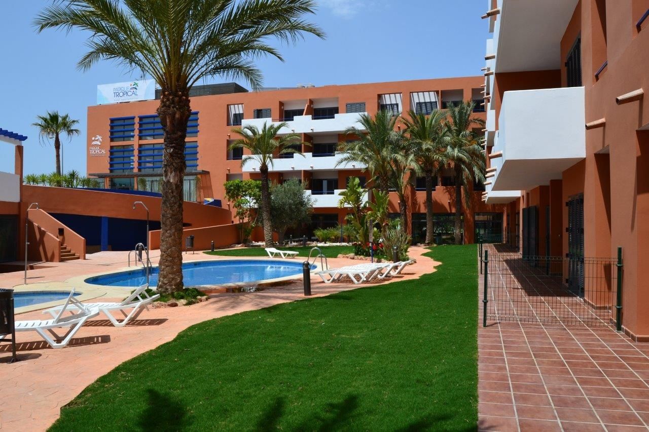 Apartamentos Turisticos Parque Tropical Vera Exterior foto