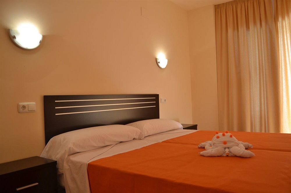 Apartamentos Turisticos Parque Tropical Vera Exterior foto