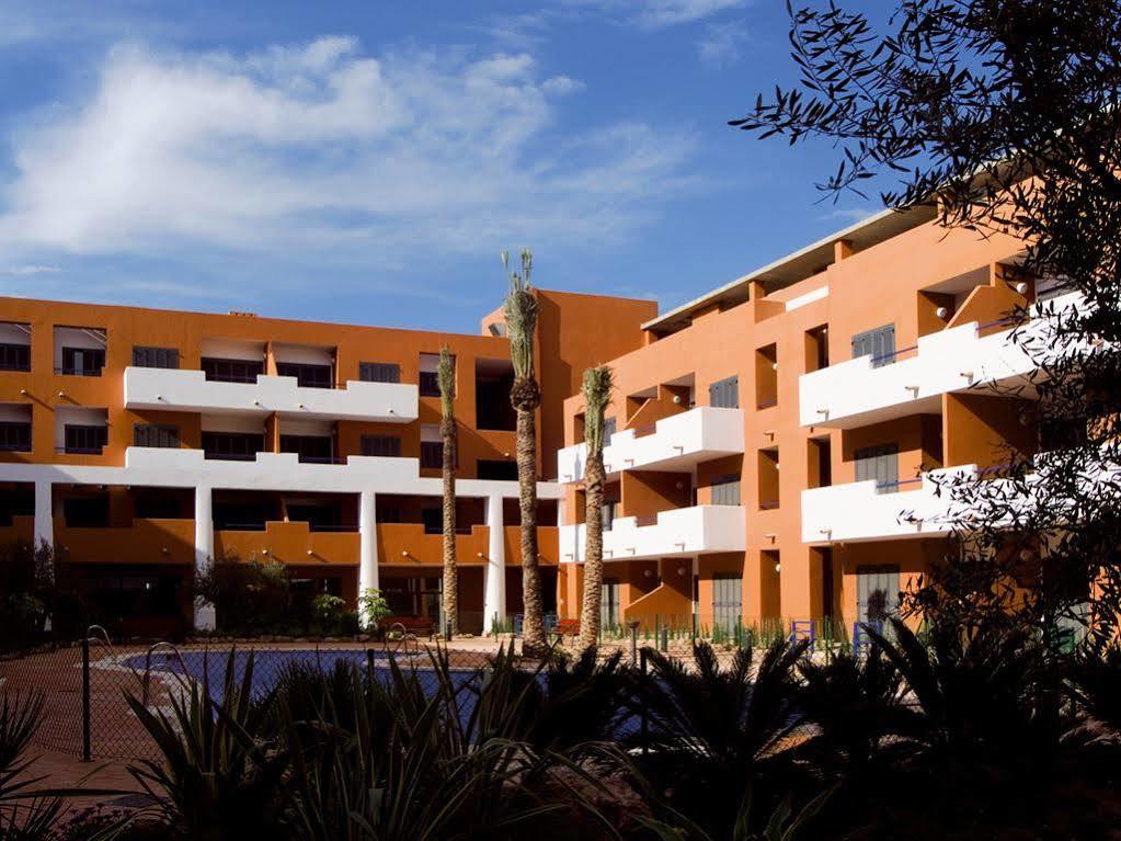 Apartamentos Turisticos Parque Tropical Vera Exterior foto
