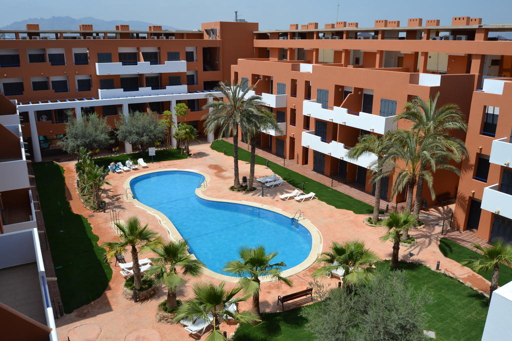 Apartamentos Turisticos Parque Tropical Vera Exterior foto